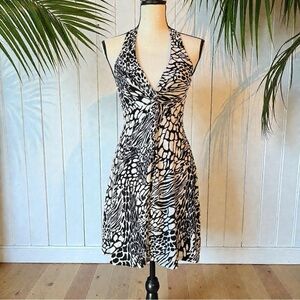 GUESS Black & White Halter Dress – XS
